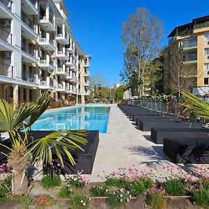  Apartahotel Emilia Romana Park