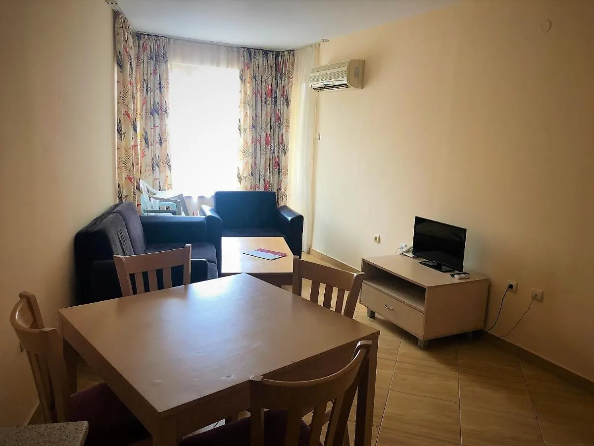 Complex Golden Dreams Aparthotel Sunny Beach